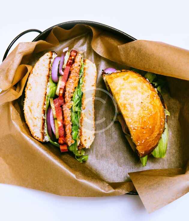 Classic veggie burger